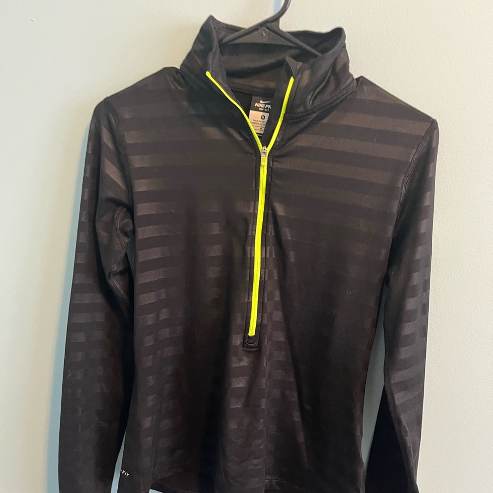 nike quarter zip